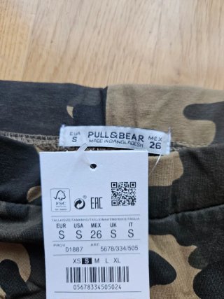 Mallas cortas Pull&Bear camuflaje Talla S