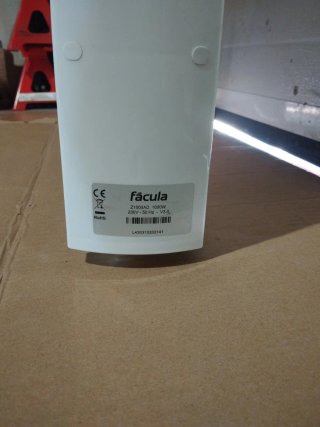 RADIADOR. EMISOR TERMICO FACULA.