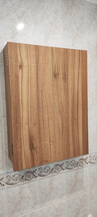 Mueble de baño y mueble auxiliar