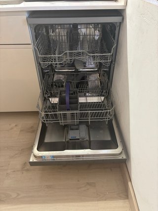 URGENT VENDRE!!  Lavavajillas Beko 60cm. DVN05320X