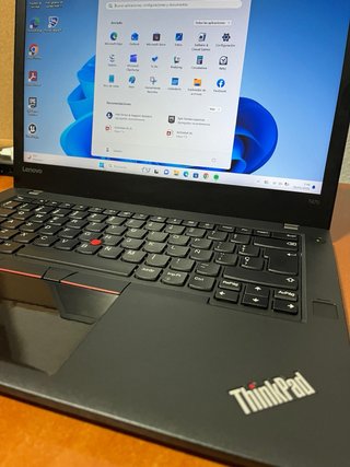 Portátil Lenovo Thinkpad con cargador