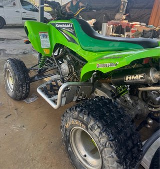 Quad Kawasaki 700 Verde