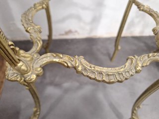 Mesa auxiliar vintage bronce y mármol