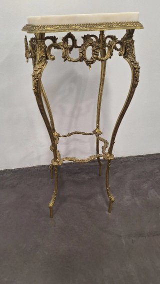 Mesa auxiliar vintage bronce y mármol