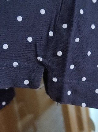 Camiseta tirantes azul lunares