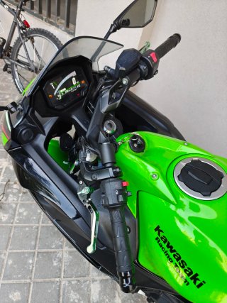 Kawasaki Ninja 2022 Sportbike Verde/Negro