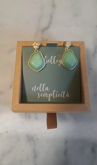 Orecchini pendenti oro con pietra verde