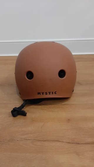 Casco Mystic Kitesurf Marrón