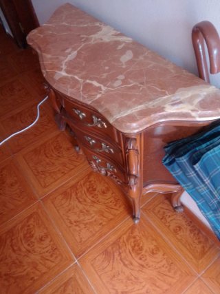 Conjunto mesa y aparador de piedra