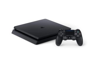 PS4 Slim 500GB + 3 mandos