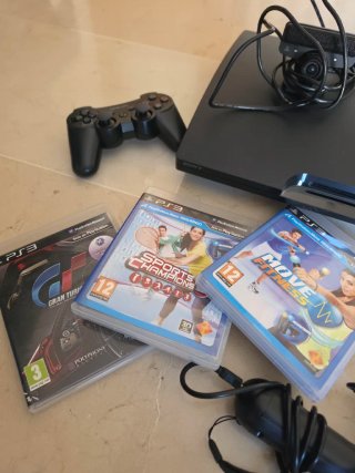 Consola PS3 + Accesorios y Juegos
