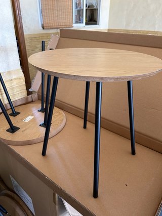 Mesa de café redonda madera y metal