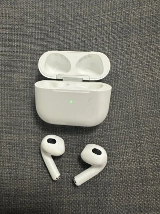 AirPods 3 Gen con Estuche de Carga CYW23P