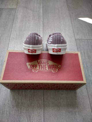 Zapatillas Vans Moradas Floral 38.5 mujer niña
