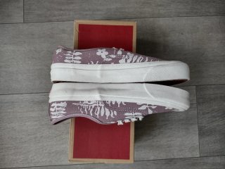 Zapatillas Vans Moradas Floral 38.5 mujer niña