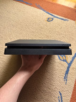 PS4 Slim Negra
