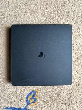 PS4 Slim Negra