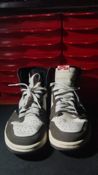 Nike Jordan 1 Retro High Travis Scott