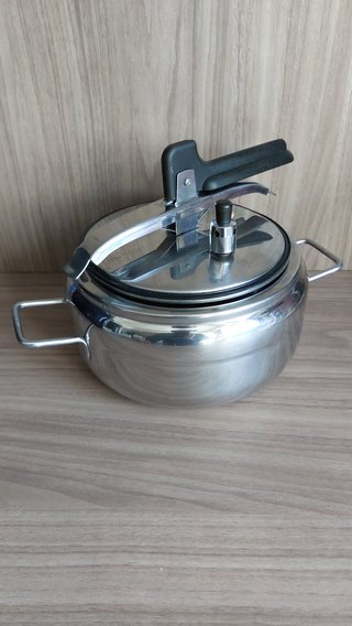 Pentola a Pressione Aeternum 5L