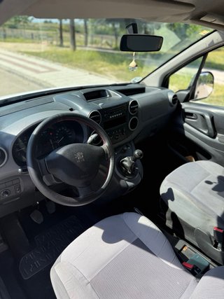 Peugeot Partner 2011