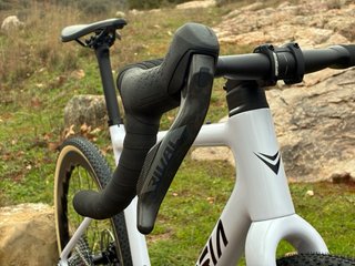 Bicicleta Gravel Carbono Sram Rival E1 AXS