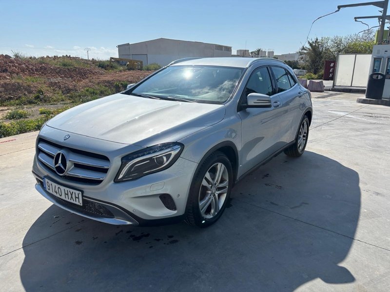 Mercedes-Benz GLA 2014 - foto 1