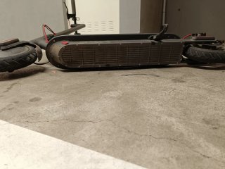 Patinete Xiaomi + cargador + 2 ruedas