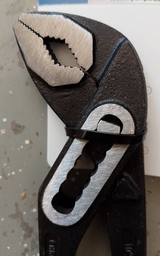 Llave ajuntable 12"+Tenaza apertura multiple 10"