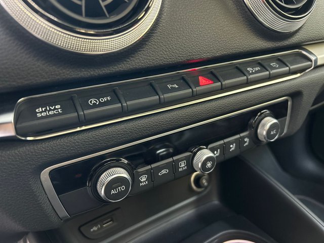 Audi A3 S3 2.0 TFSI quattro S tronic Sportback