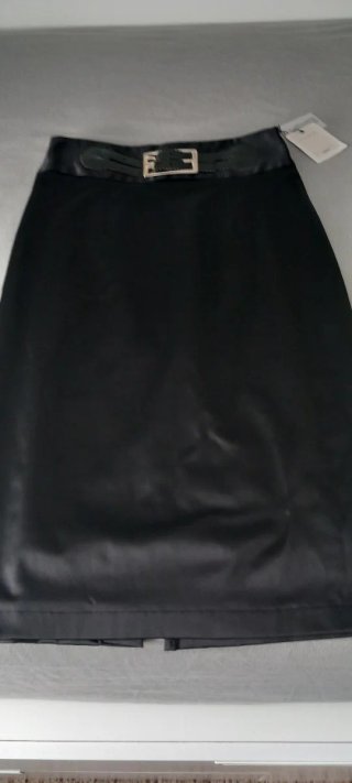 Conjunto Saten Top y Falda Negro