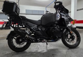 BMW R1300GS Adventure Triple Black Manual 2025