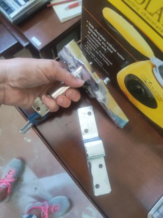 Cerradura de seguridad para garajes es grande