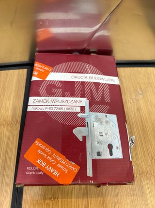 Cerradura para puertas y portones correderos