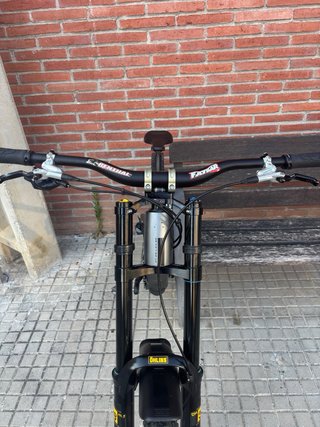 Bicicleta de DH Prime Rocket