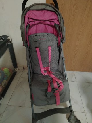 Silla de paseo Maclaren gris y rosa