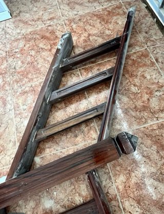 Barandilla Escalera Madera Oscura