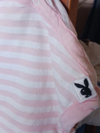 Maglietta Play Boy rosa con bottoncini