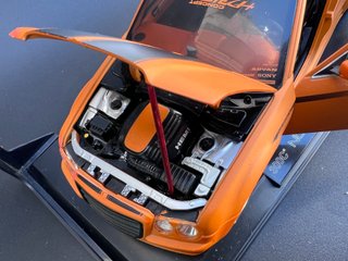 Chrysler 300C Norev 1:18 Parotech