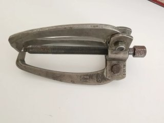 Extractor rodamientos Kukko 45-2