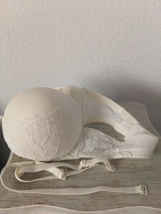 Sujetador Seda y Encaje Nuevo
