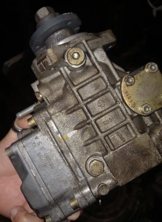 Bomba Inyectora Nissan BD30 Bosch.