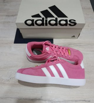 Deportivas Adidas rosas y blancas