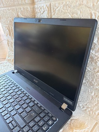 Acer TravelMate P i7 10ª gen 16GB RAM SSD
