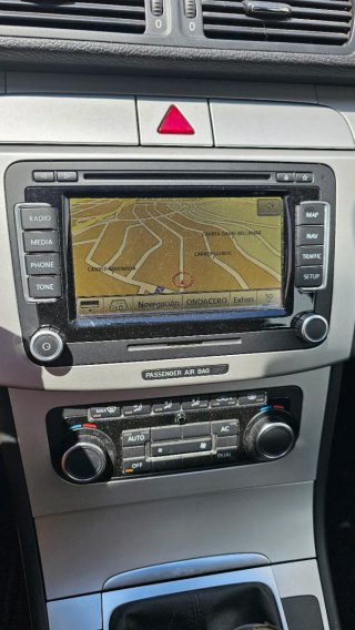 Volkswagen Passat 2010