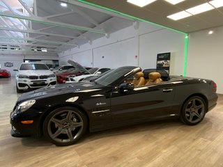 Mercedes-Benz  SL 2010