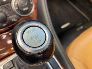 Mercedes-Benz  SL 2010