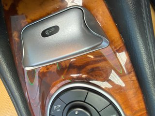 Mercedes-Benz  SL 2010