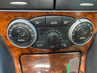 Mercedes-Benz  SL 2010