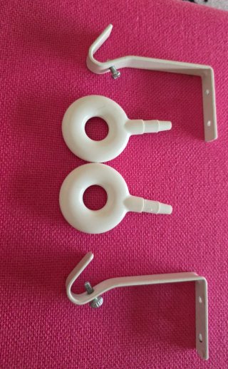 Soportes y topes cortina IKEA