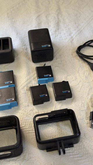 GoPro 9 e GoPro 5 + accessori